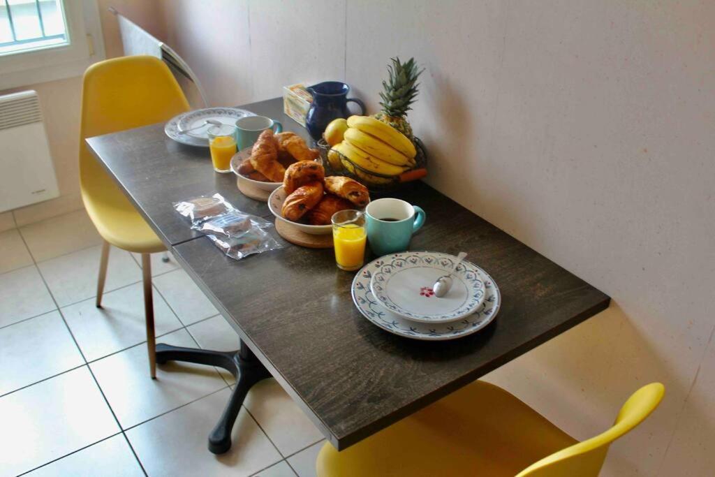 Normandy Confort - Wifi & Calm - Bayeux Centre Экстерьер фото